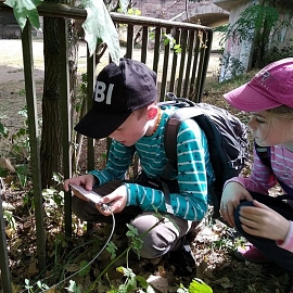 GEB Geocaching Kinder beim GEB-Geocaching